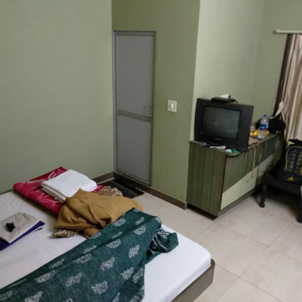 Hotel Anjali Palace 부지 외부 사진